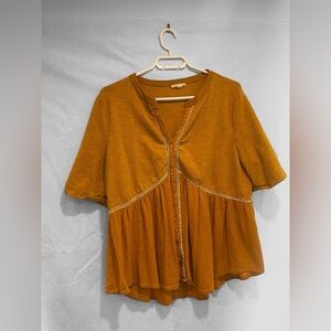 Crescent Boho Mustard Yellow Peplum Blouse Flowy V-Neck Boutique